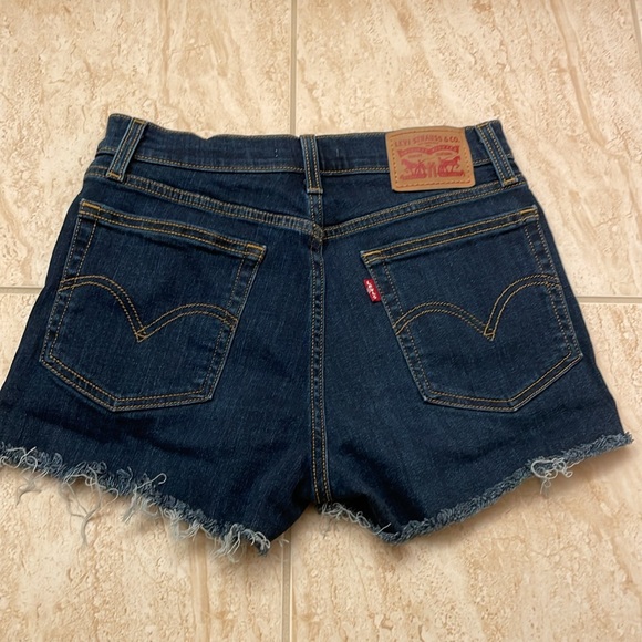 Levi's 501 Blue Jean Shorts - Picture 2 of 3